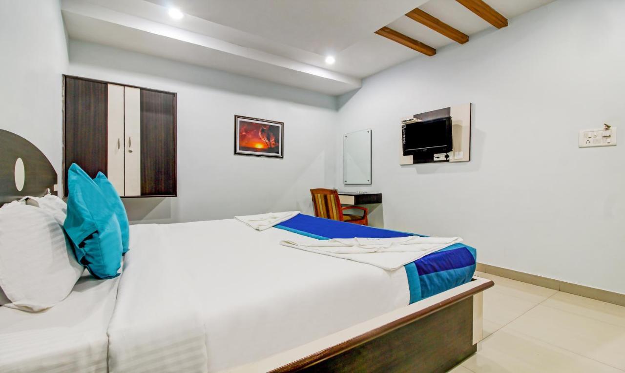 Hotel S Y N Residency 海得拉巴 外观 照片